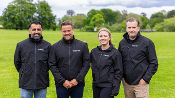 Tahir Siddique træder ind i Proff Turf og udfordrer tidligere løver i kampen om Danmarks smukkeste græsplæner